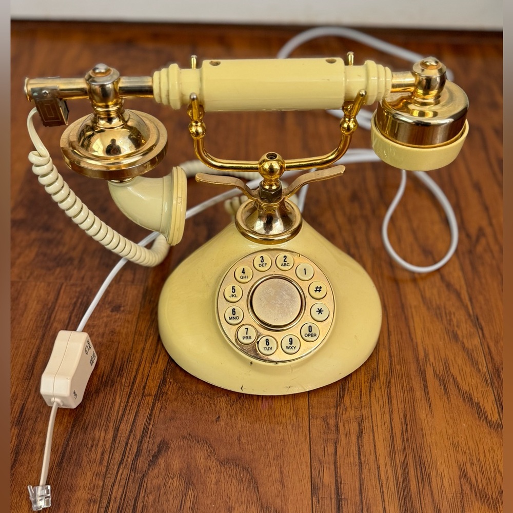 Beautiful Vintage Tele concepts Regal French Princess Phone Telebrands